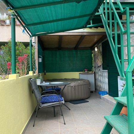 Apartment Shiny Love Split Luaran gambar