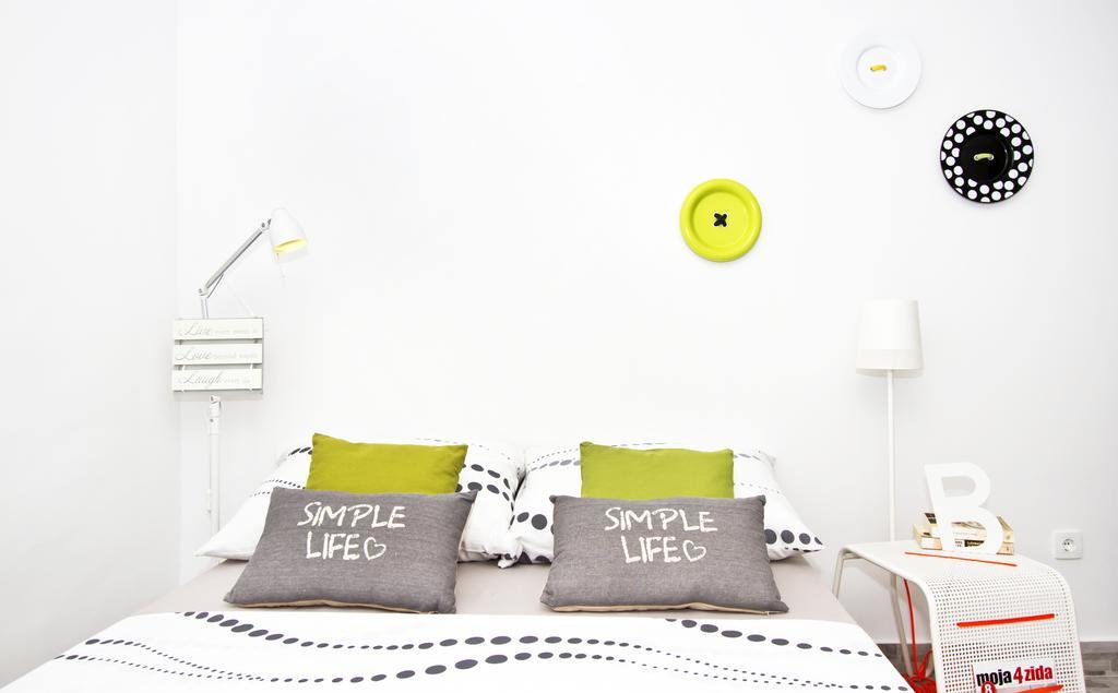 Apartment Shiny Love Split Bilik gambar